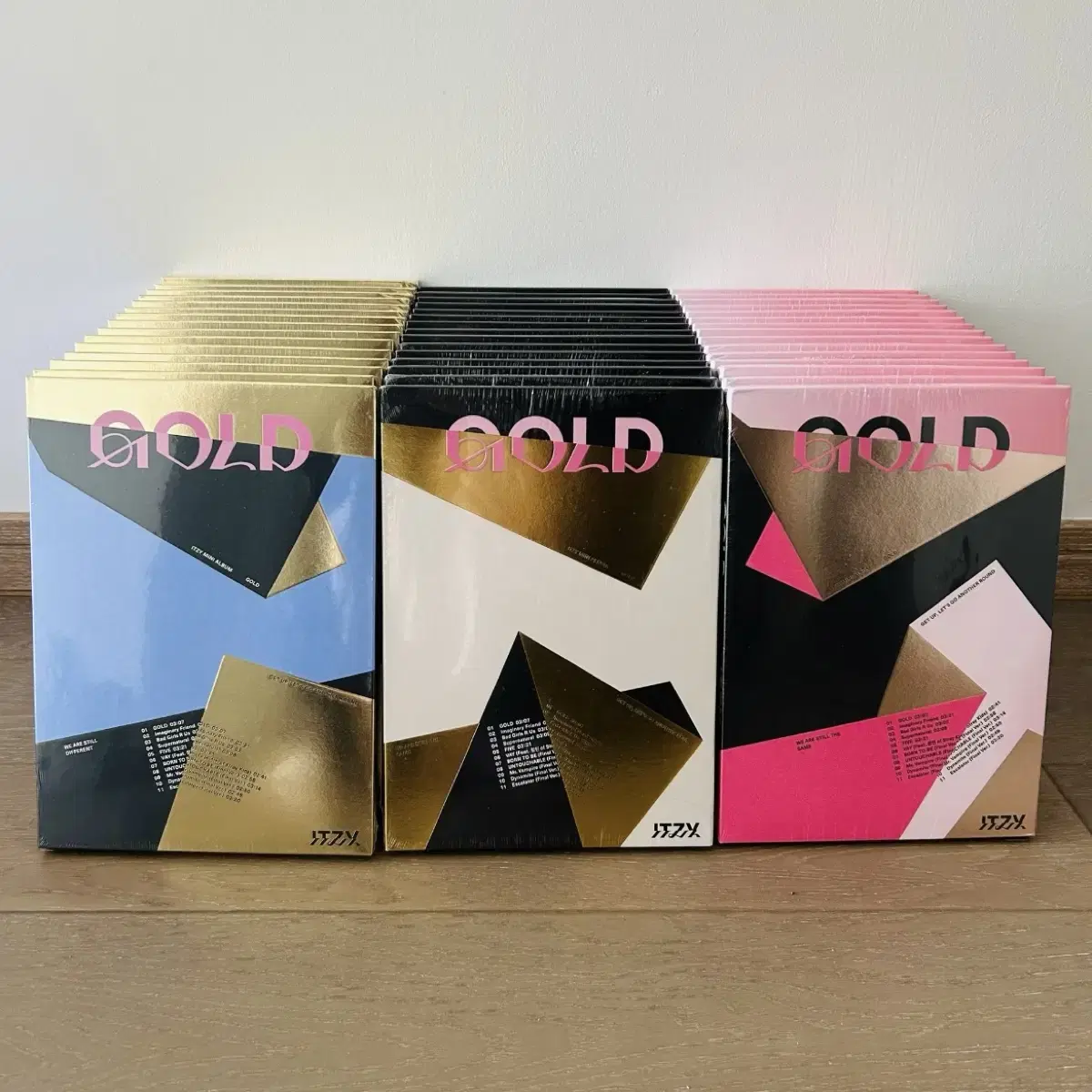 ITZY ITZY GOLD Gold sealed album set