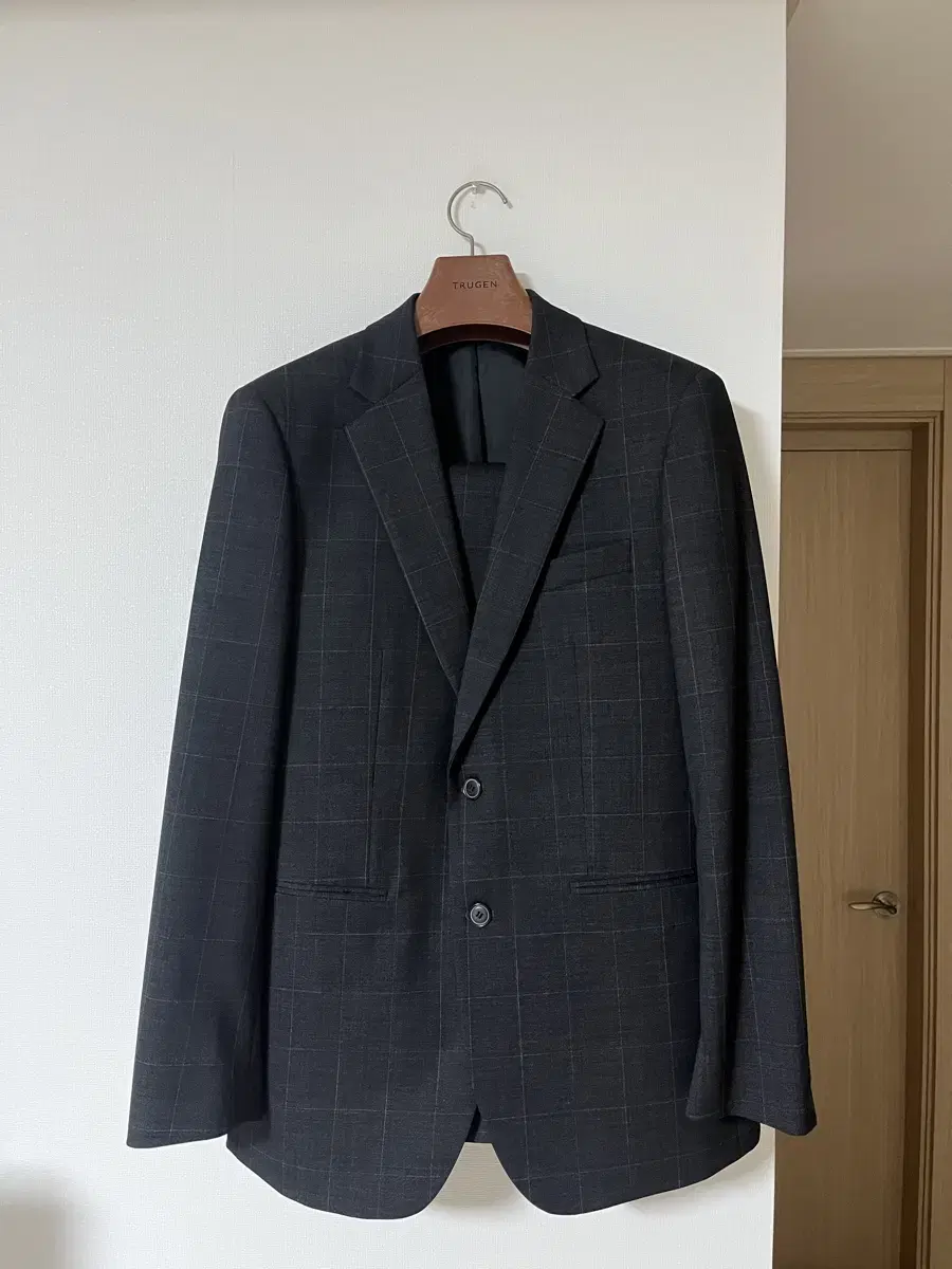 Gioia Suit Setup L to XL