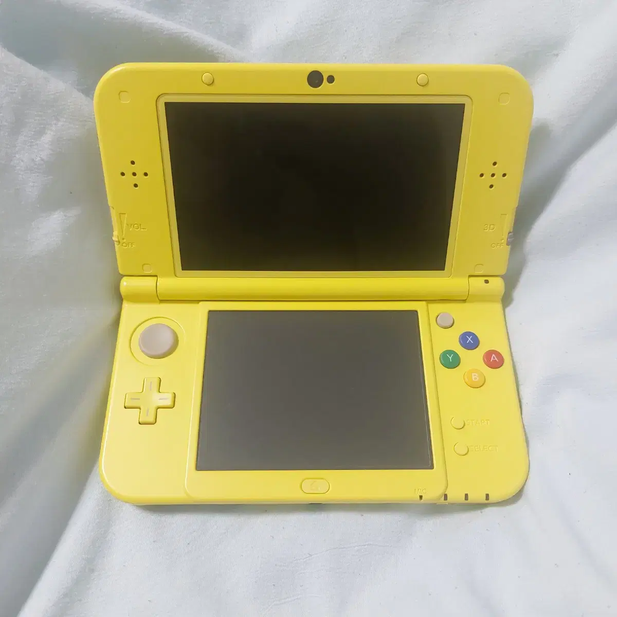 New 닌텐도 3ds xl 피카츄 한정판