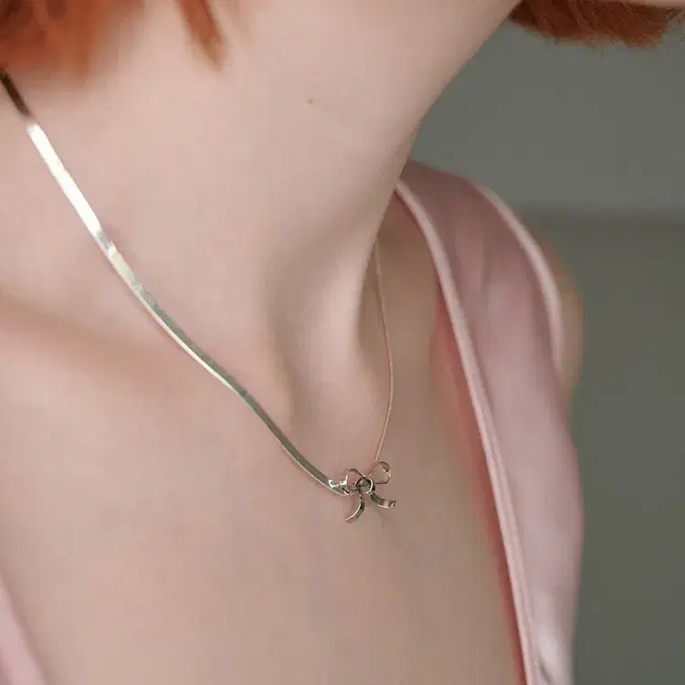 baebae(배배) Rena Bow Necklace 리본 목걸이