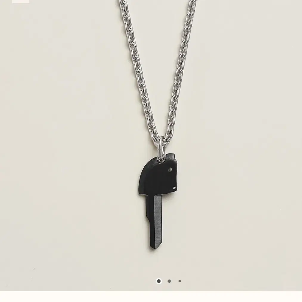 에르메스 cle cheval necklace