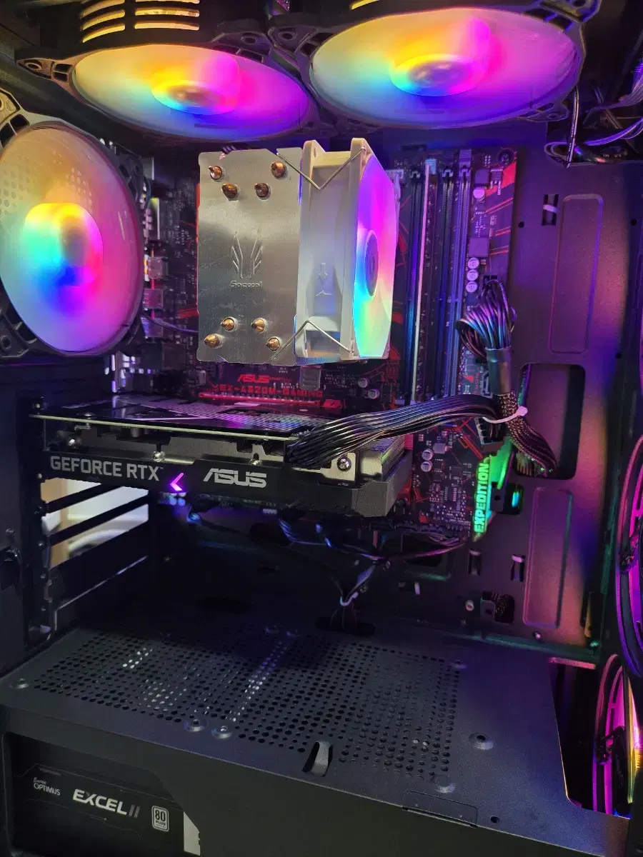 라이젠 5700X, RTX 3060ti 조합 게이밍 컴퓨터