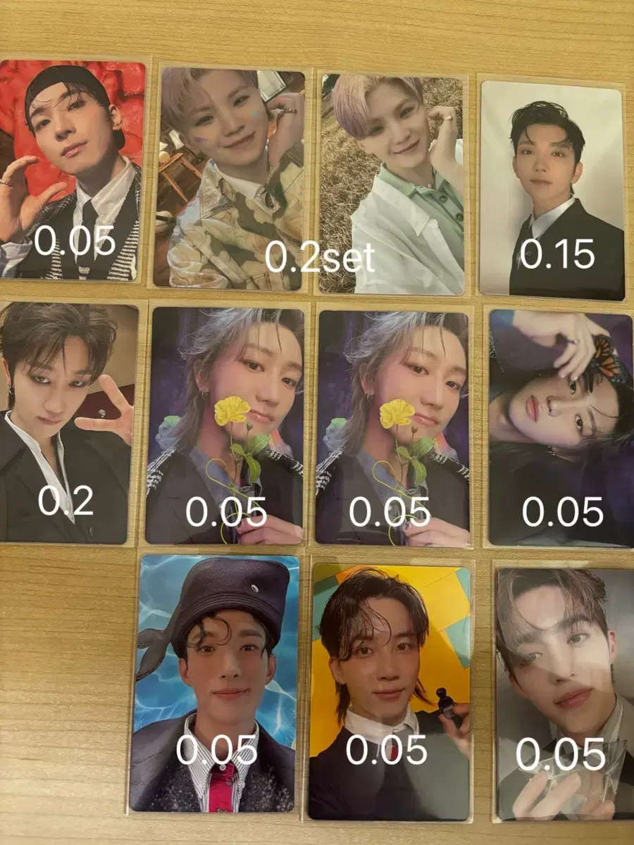 Seventeen photo kards for sale! Cheap!