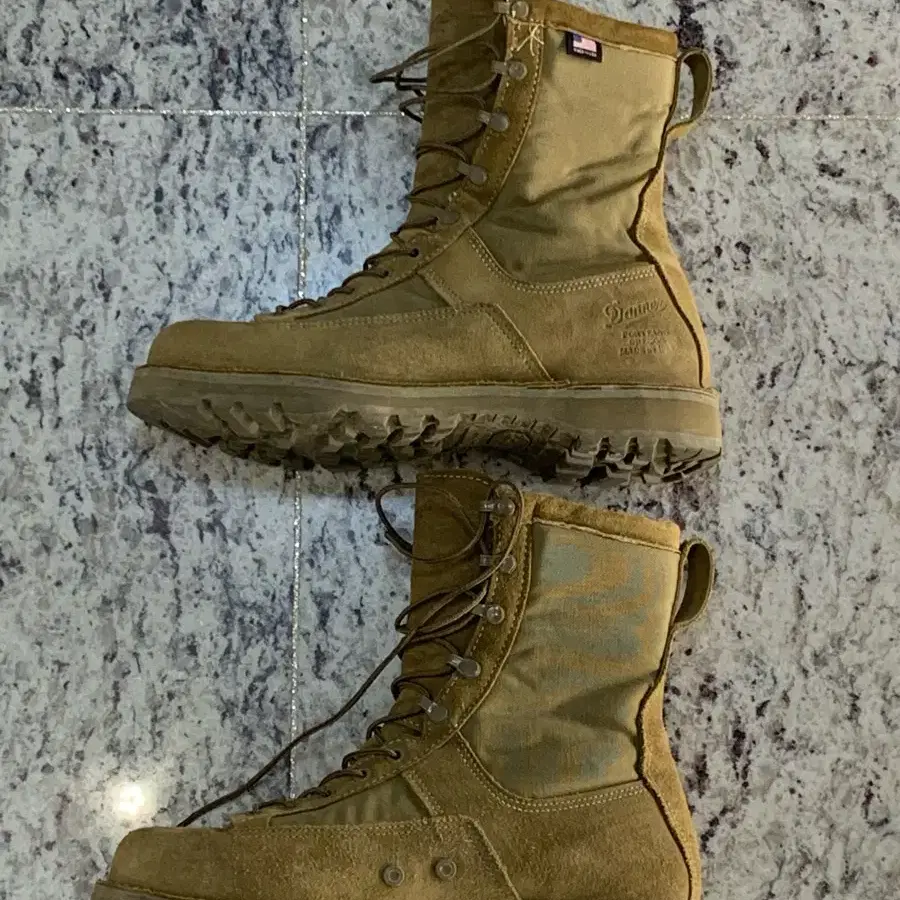 danner 대너 부츠 사막화 // US 11.5 (285~290)