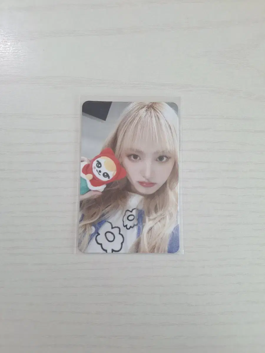 (Lowest price)ive liz minive christmas edition photocard wonyounggaeulrizuyujinseo