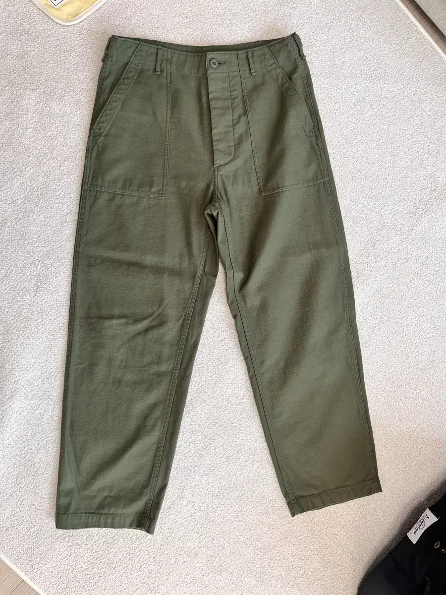 Khakis puttigi pants size 2