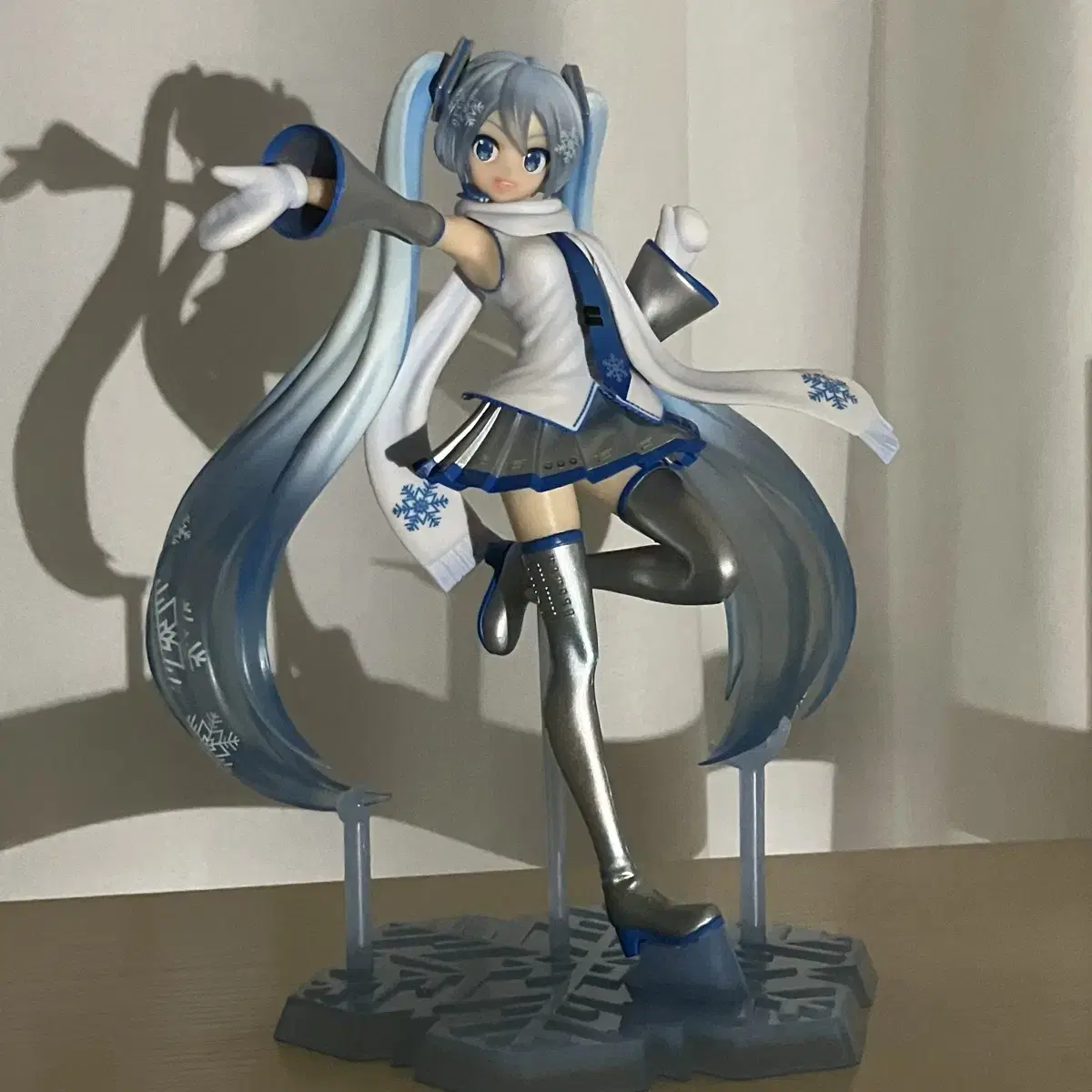 Hatsune Miku Yukimiku Snow Miku First Lottery A Prize Figure