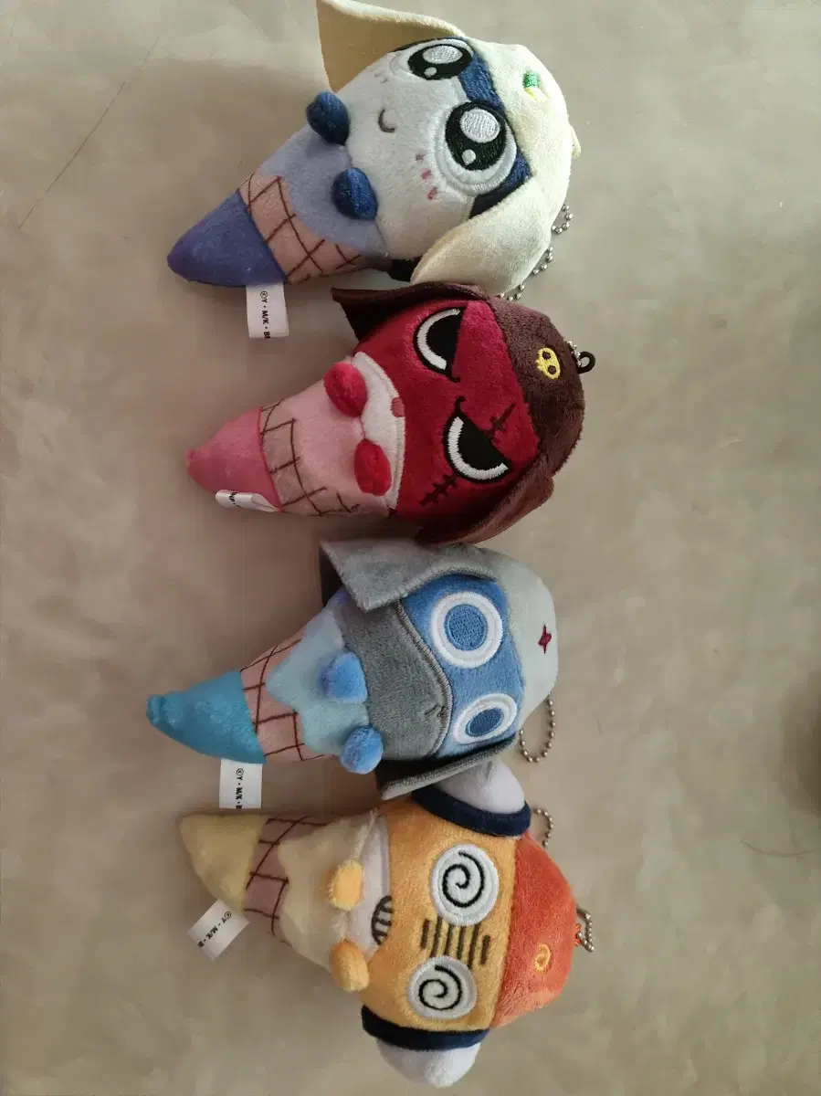 Sells Keroro ice cream doll 