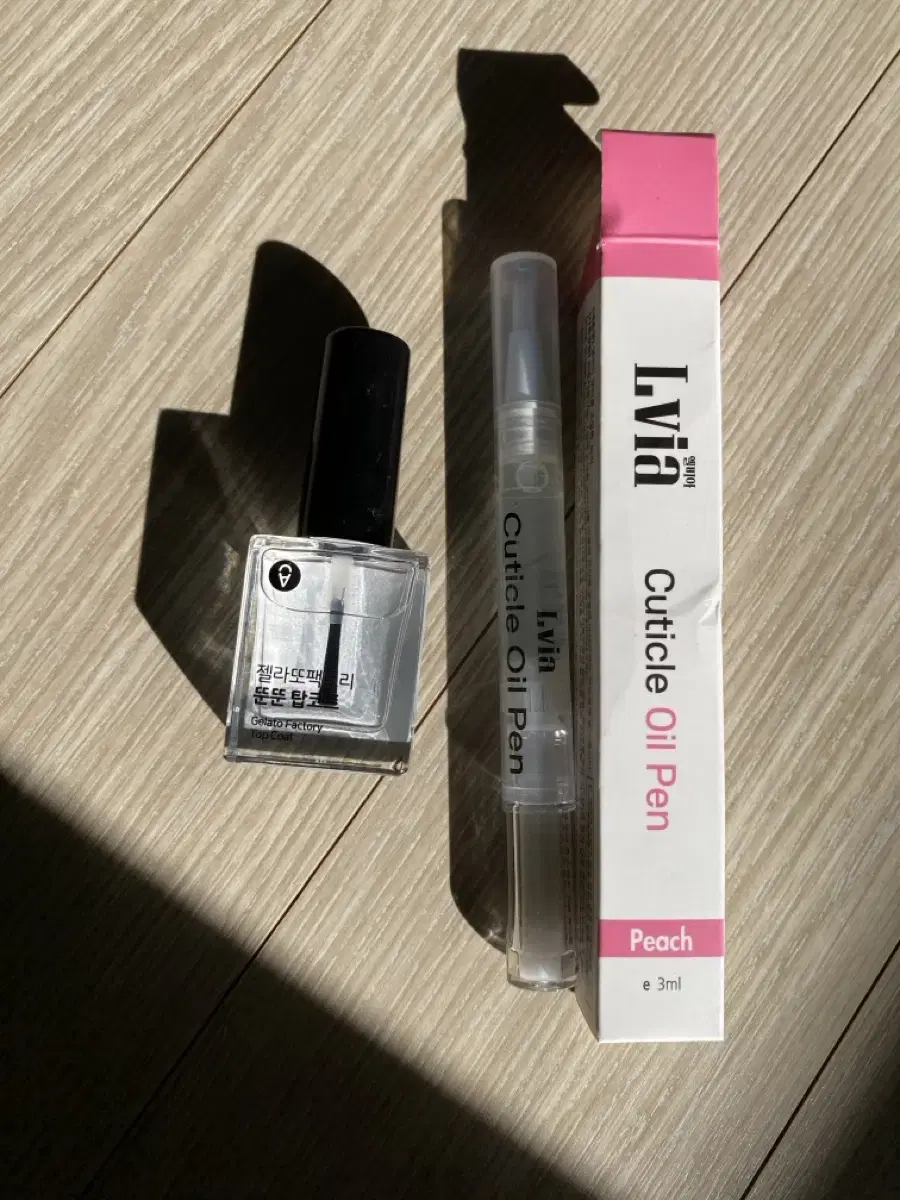 Topcoat + Cuticle Oil Pen