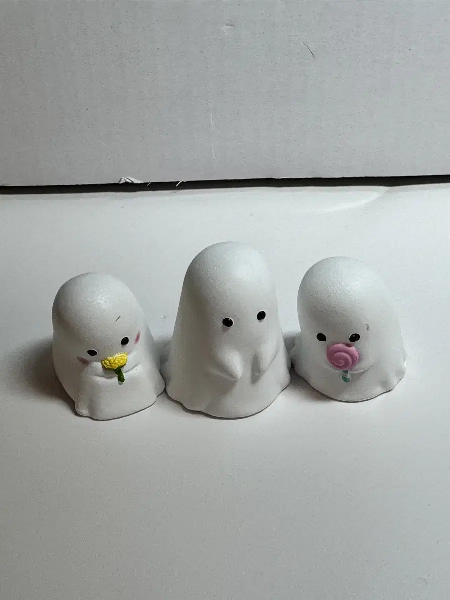 Capsule Toys Gacha Little Ghosts