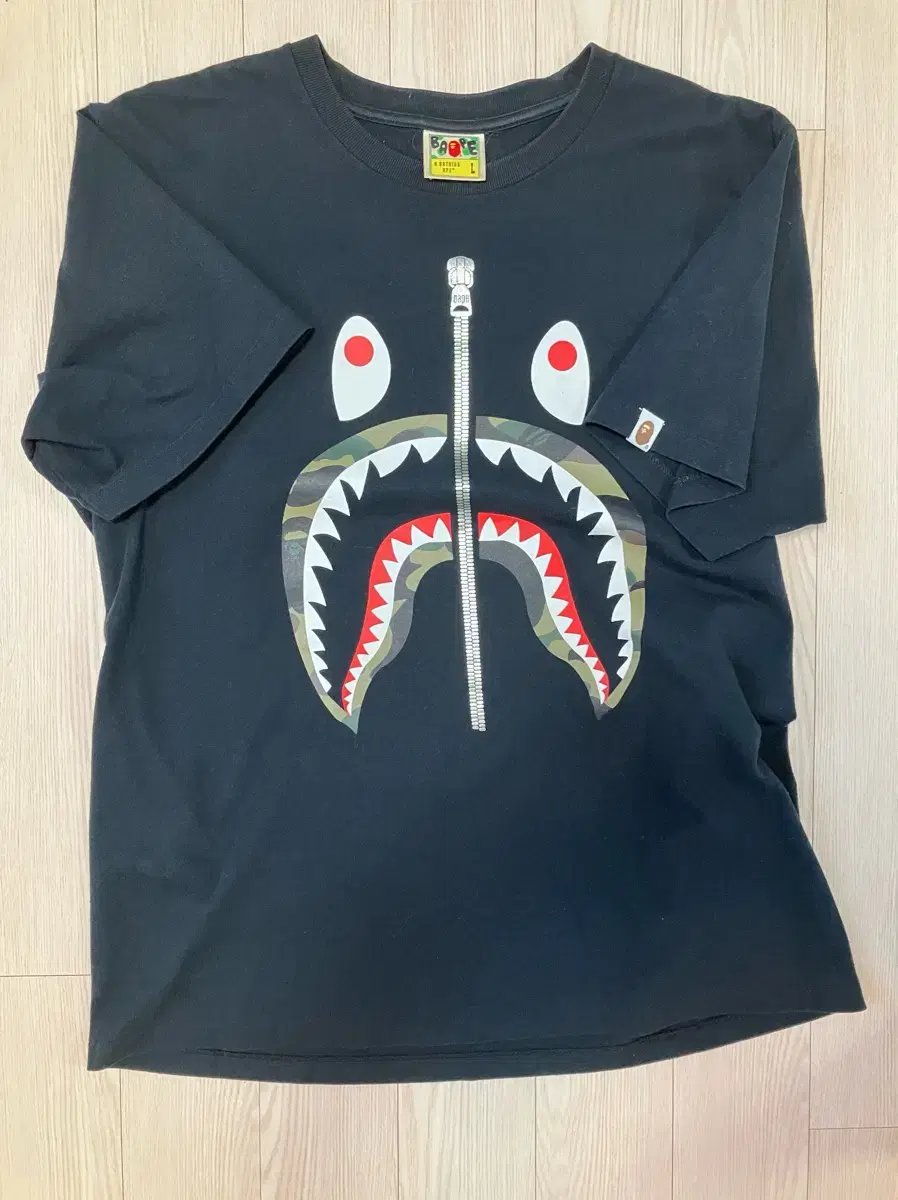 Vape Shark Short Sleeve