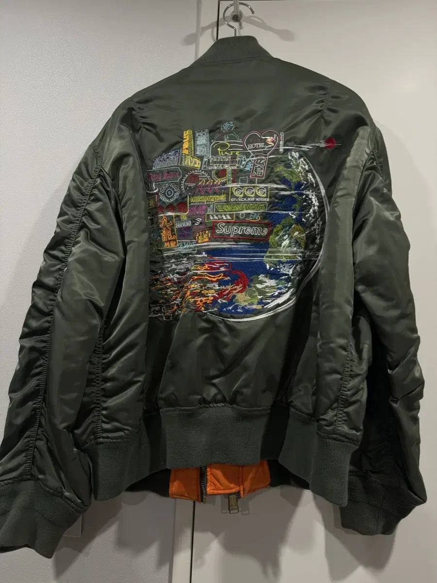 [L]20FW Supreme Globe ma1 Jacket