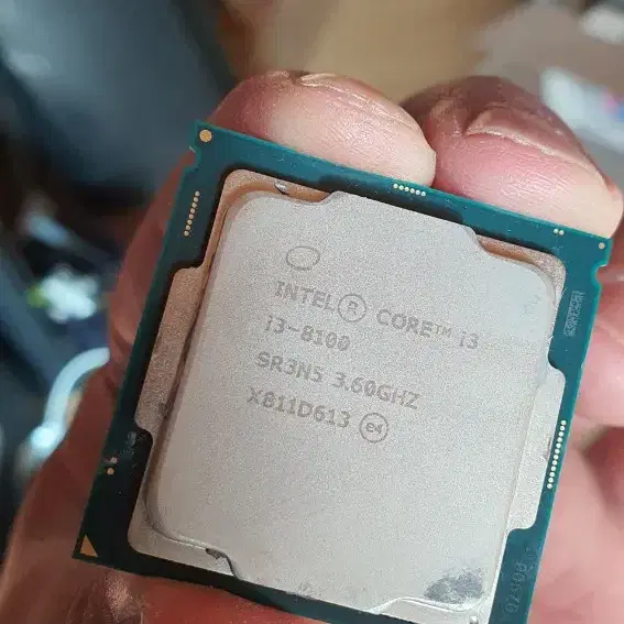 i3 8100 cpu