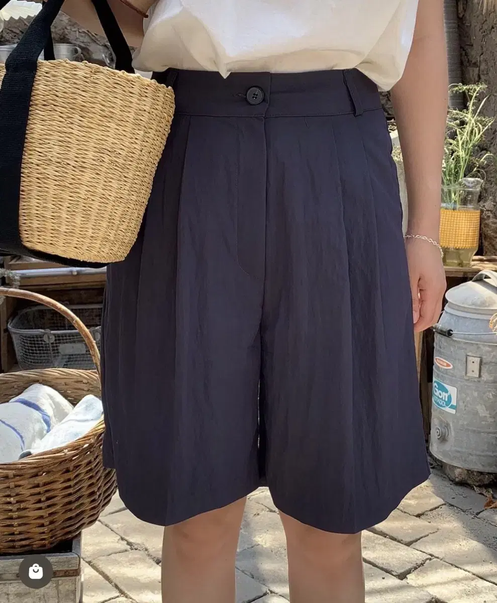 Part 5 Pin Tuck Slacks XS Navy (New) With Yoon