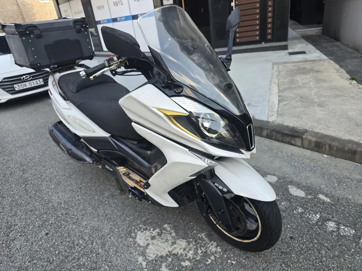 16년 다운타운 st 350 중고오토바이포르자보이저크루심vs300엑스맥스