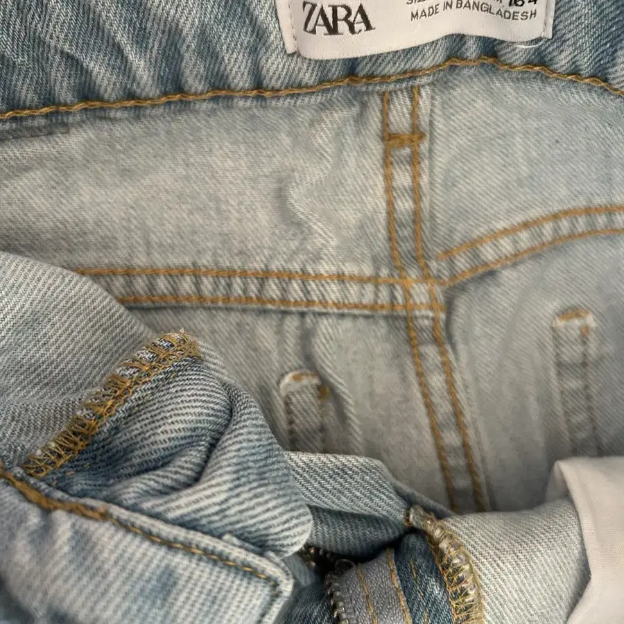 ZARA 청바지