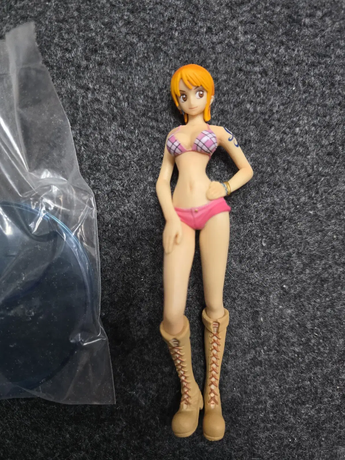 ONEPIECE Gacha Figures Super ONEPIECE Styling Nami Not Used