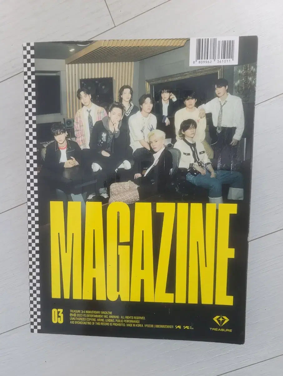 Treasure 3rd Anniversary Magazine WTS