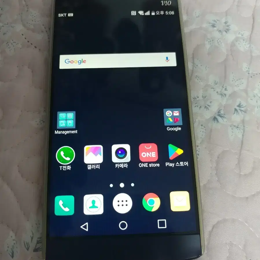 LG V10