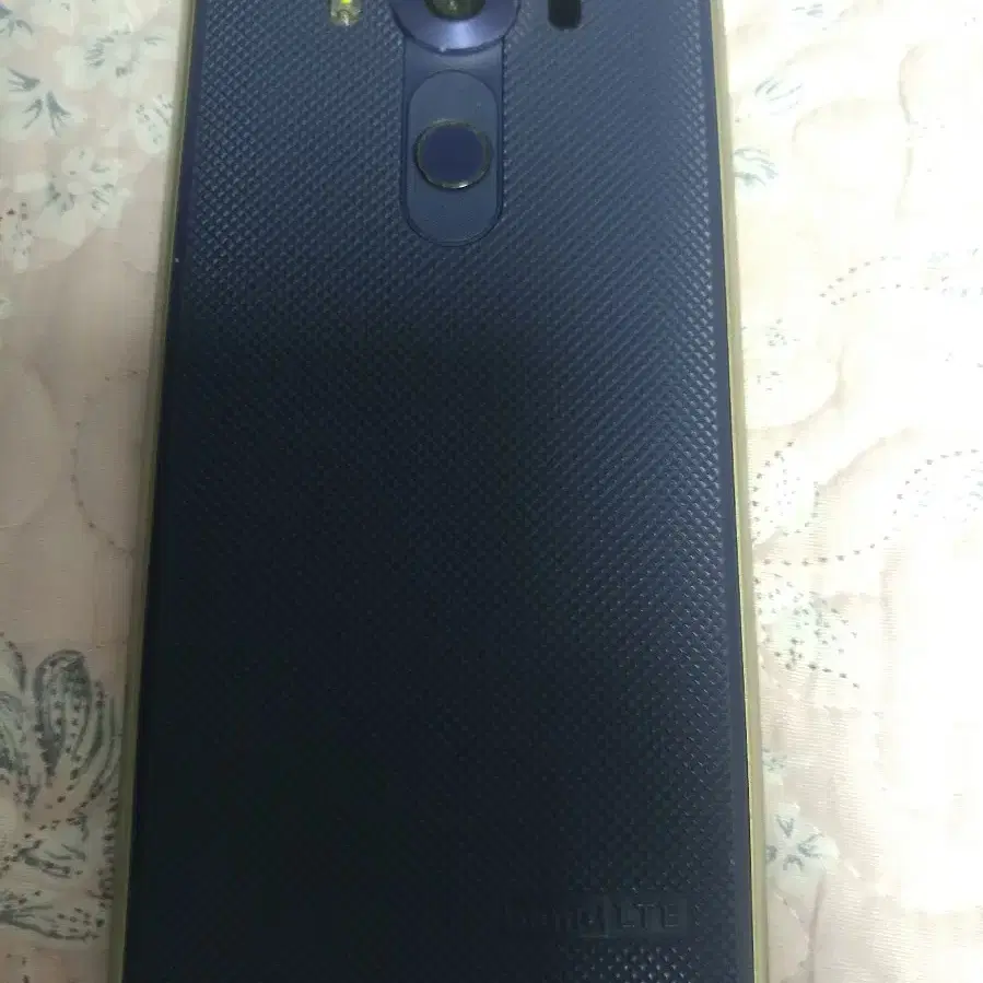 LG V10