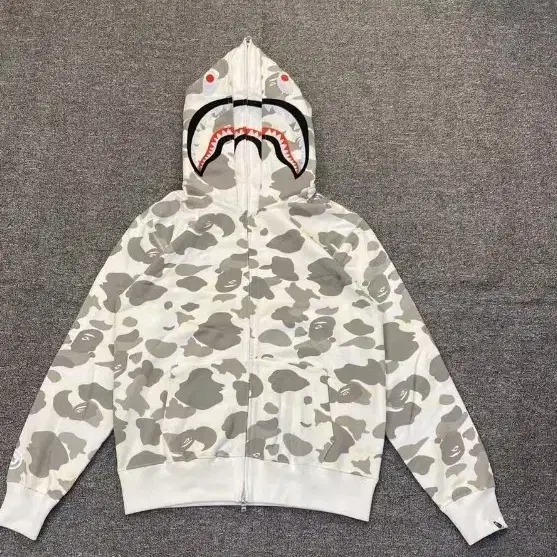 베이프  bape 카모 코트