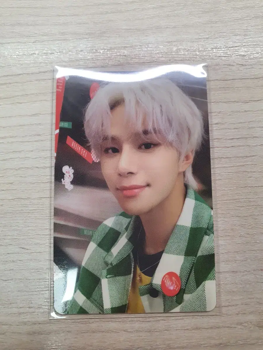 nct 127 jungwoo seasons greetings pizza photocard wts