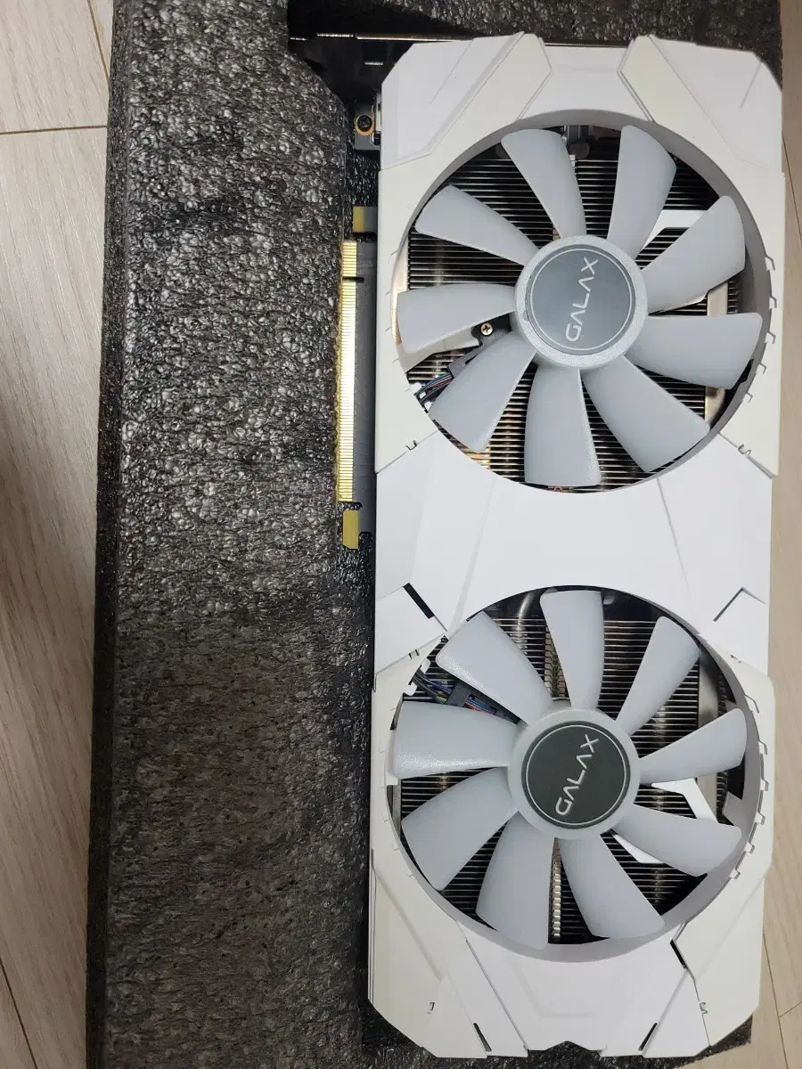 rtx 2070 super 화이트