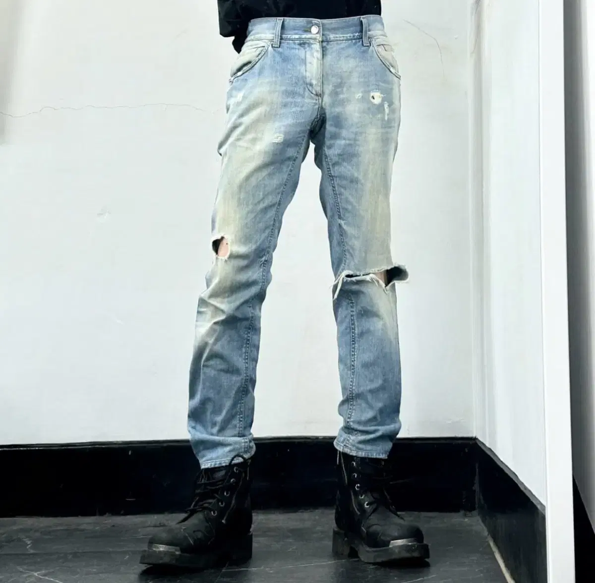 Dolce & Gabbana Archives Distressed Denim Pants