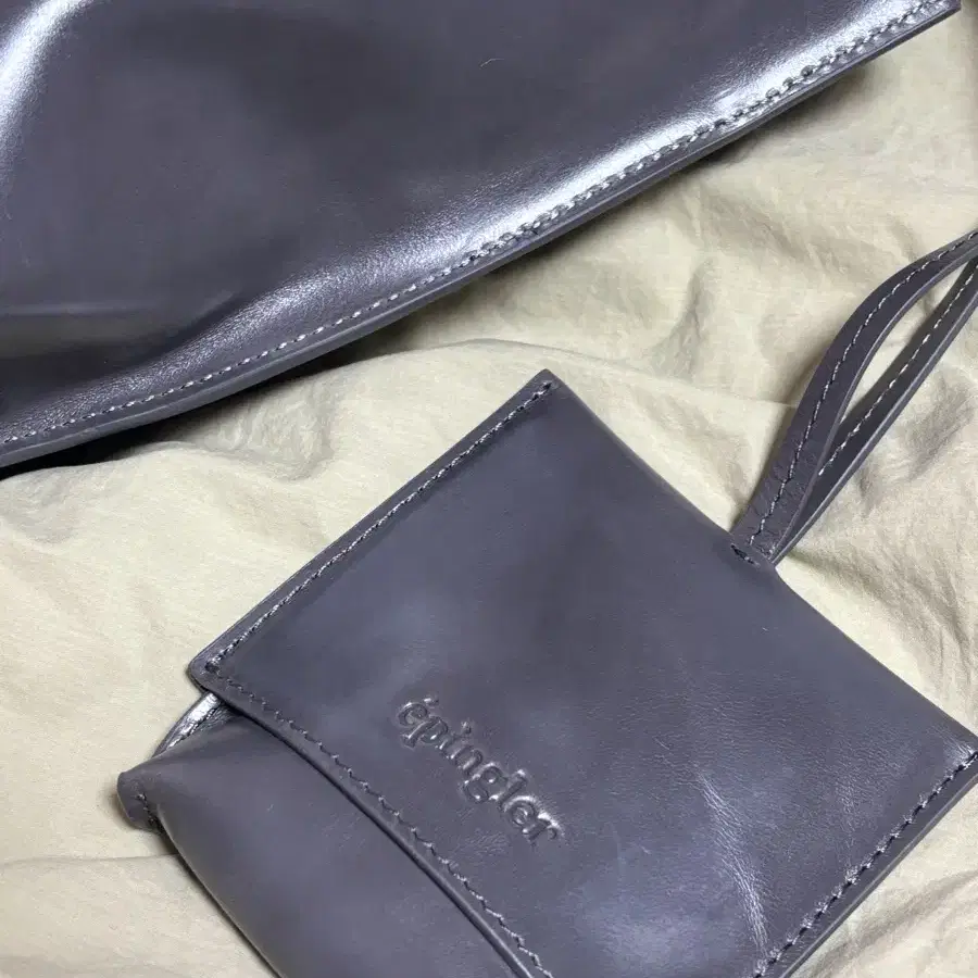 에핑글러 oil day bag grey (small)