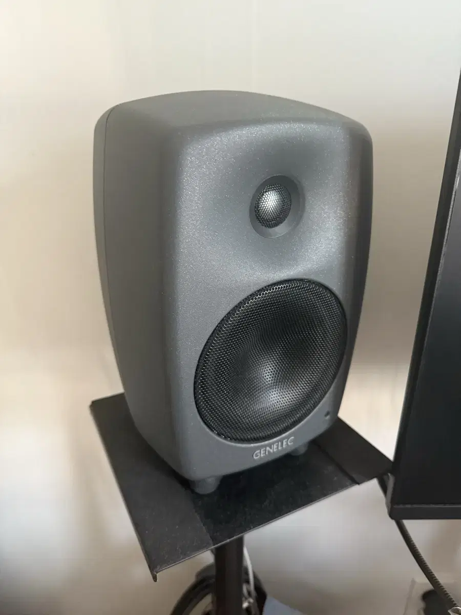 genelec 8330 S급 1조 뉴트릭케이블 스피커스탠드