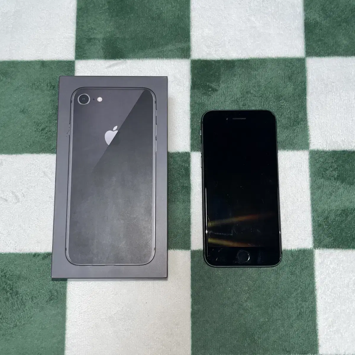 iPhone 8 Space Gray 64G for sale