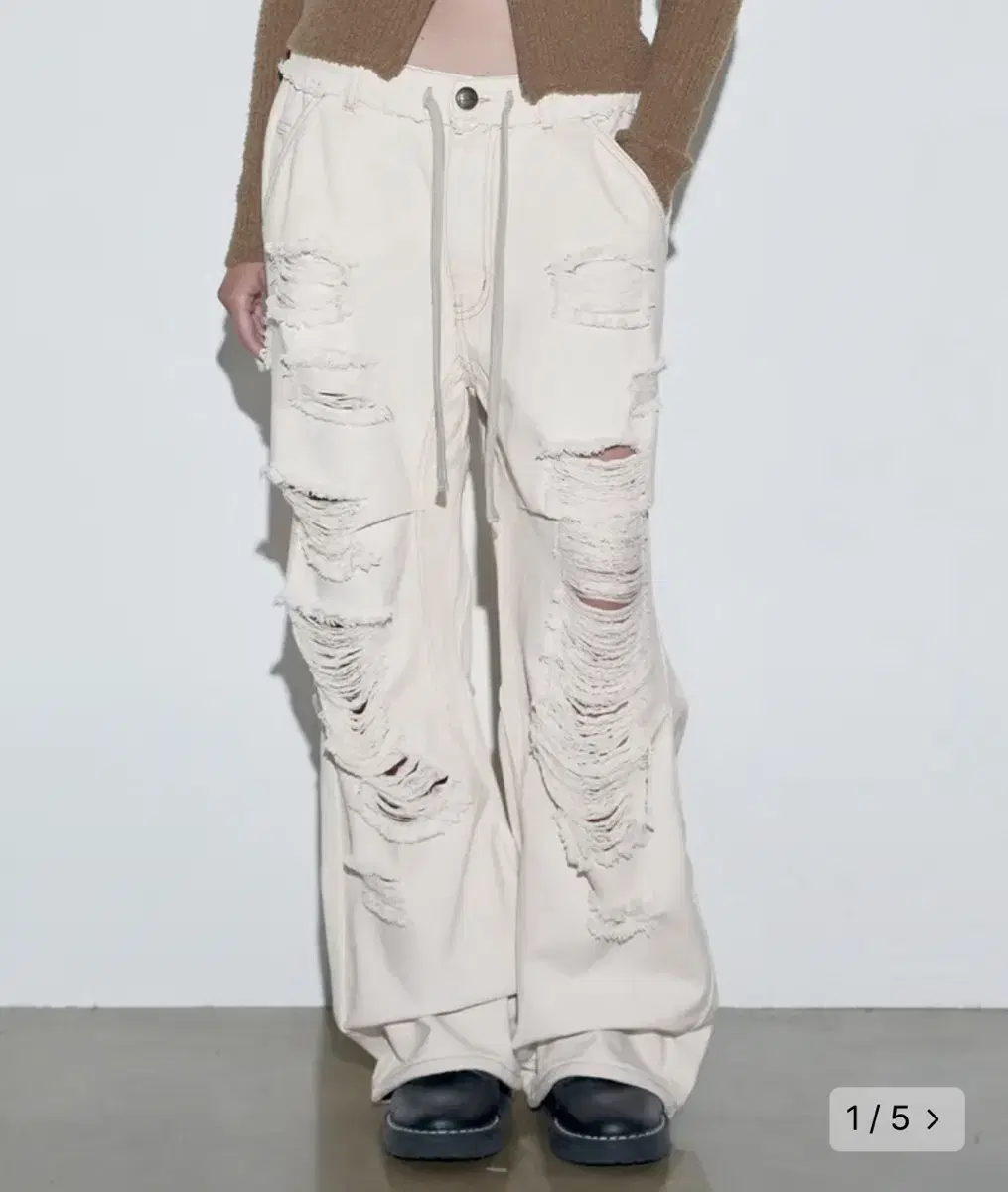 스컬프터 Destroyed Denim Pants Peach Twill