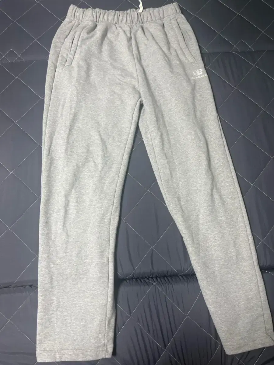 New Balance Sweatpants Melange Grey(XL) sells