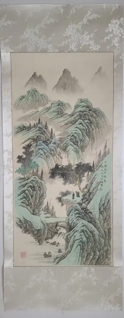 진소매, 청록산수 고사관폭도, 90x40cm, 1946년.