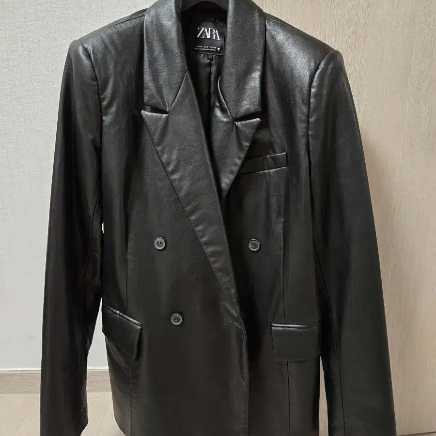 Zara Leather Blazer 자라 레더 블레이저