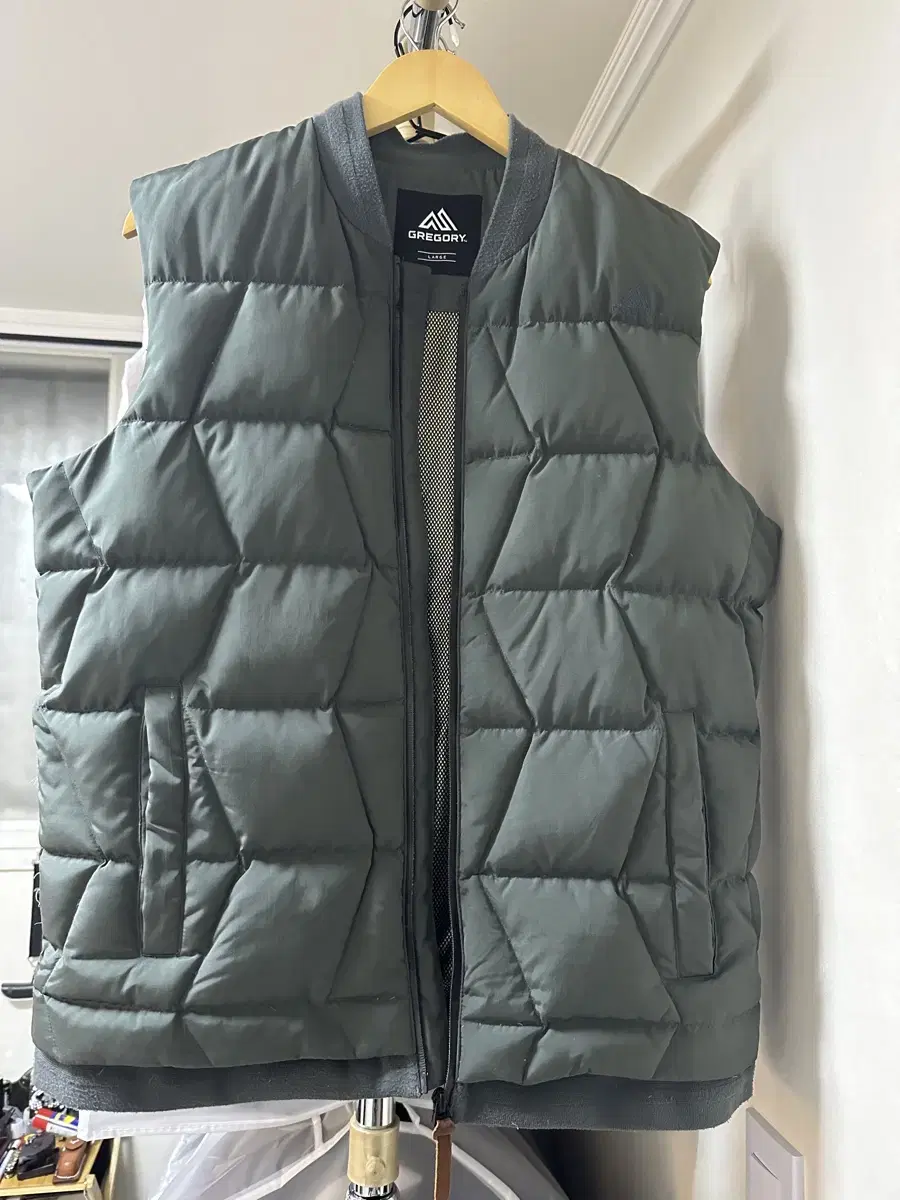 Gregory Goose Down Vest Size L