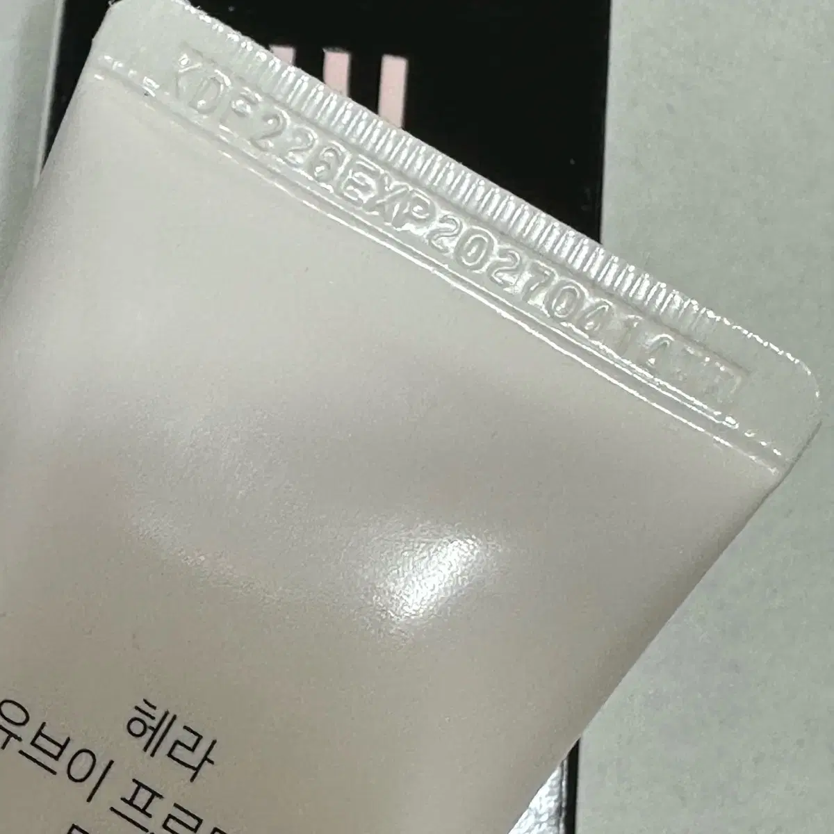 헤라 uv 프로텍터 톤업 선크림 50ml 테스트만 해본 거의 새상품