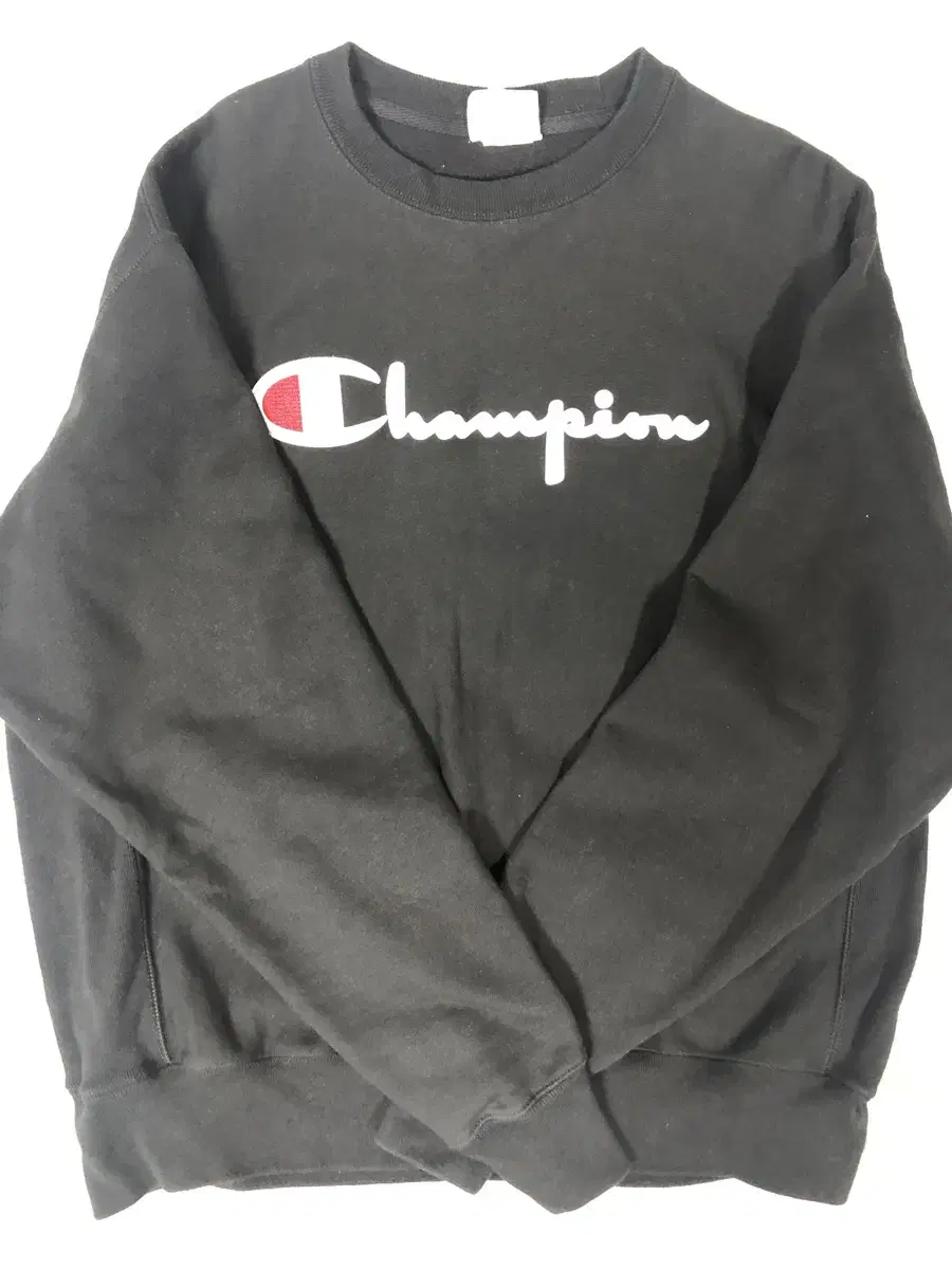 Champion reverse weave embroidered logo top