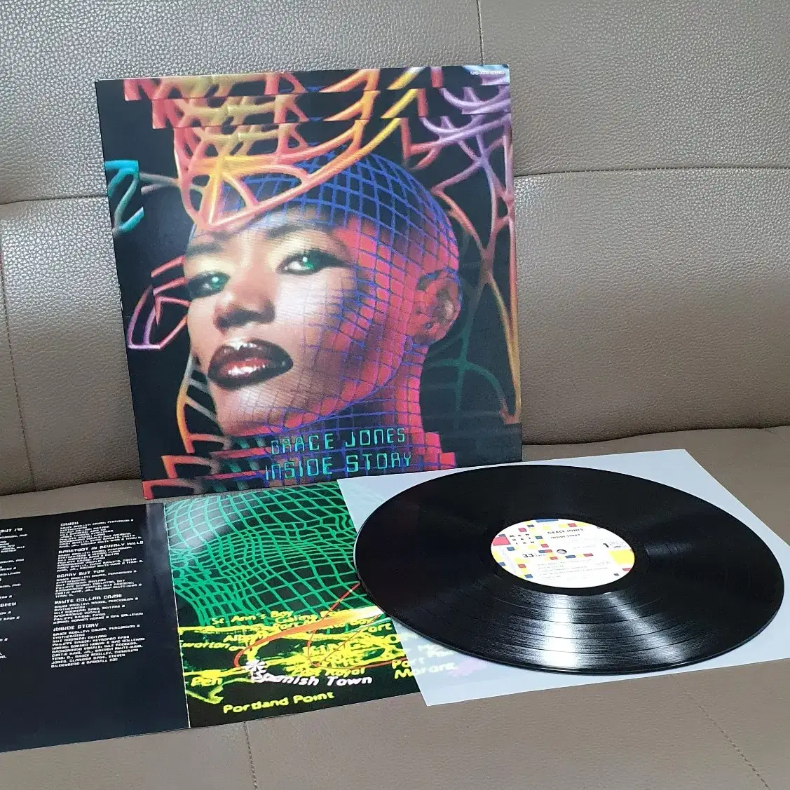 LP ㅡ [ 민트급 ]  Grace Jones  수입음반