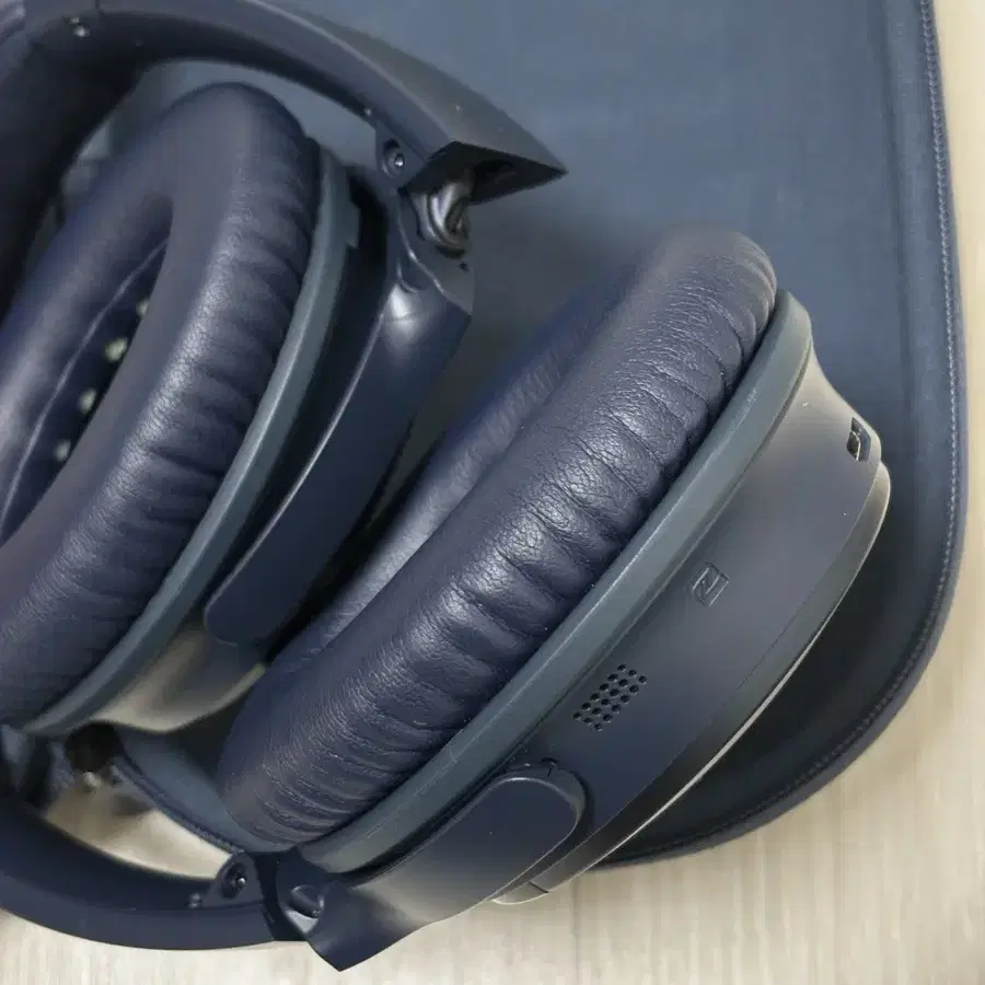 한정판)보스 qc 35 2세대 트리플 미드나잇 리미티드에디션