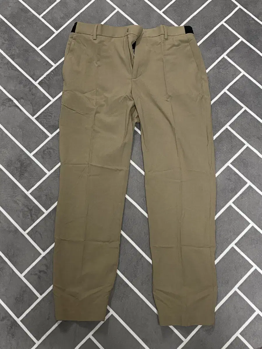 Khaki Sleek (size 29)