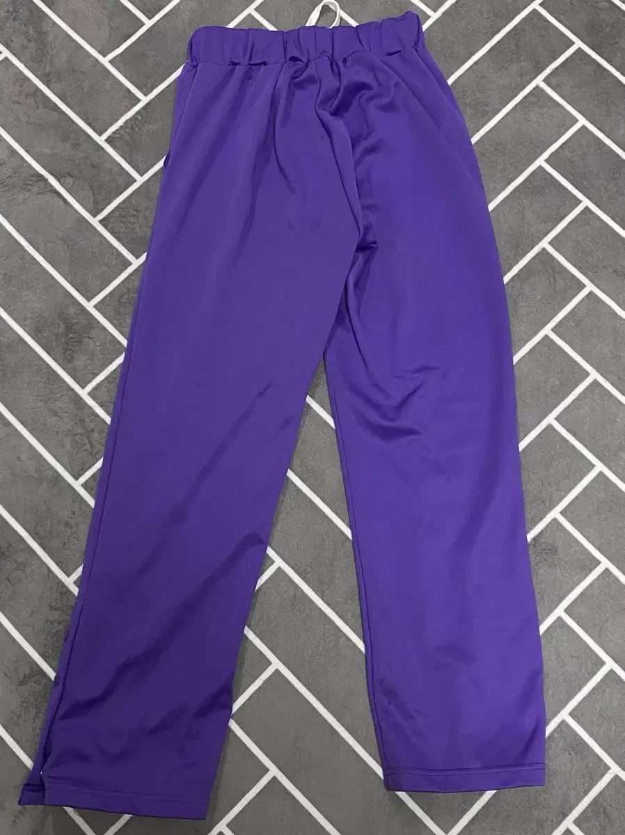 라우코하우스 widefit track pants(size 30)