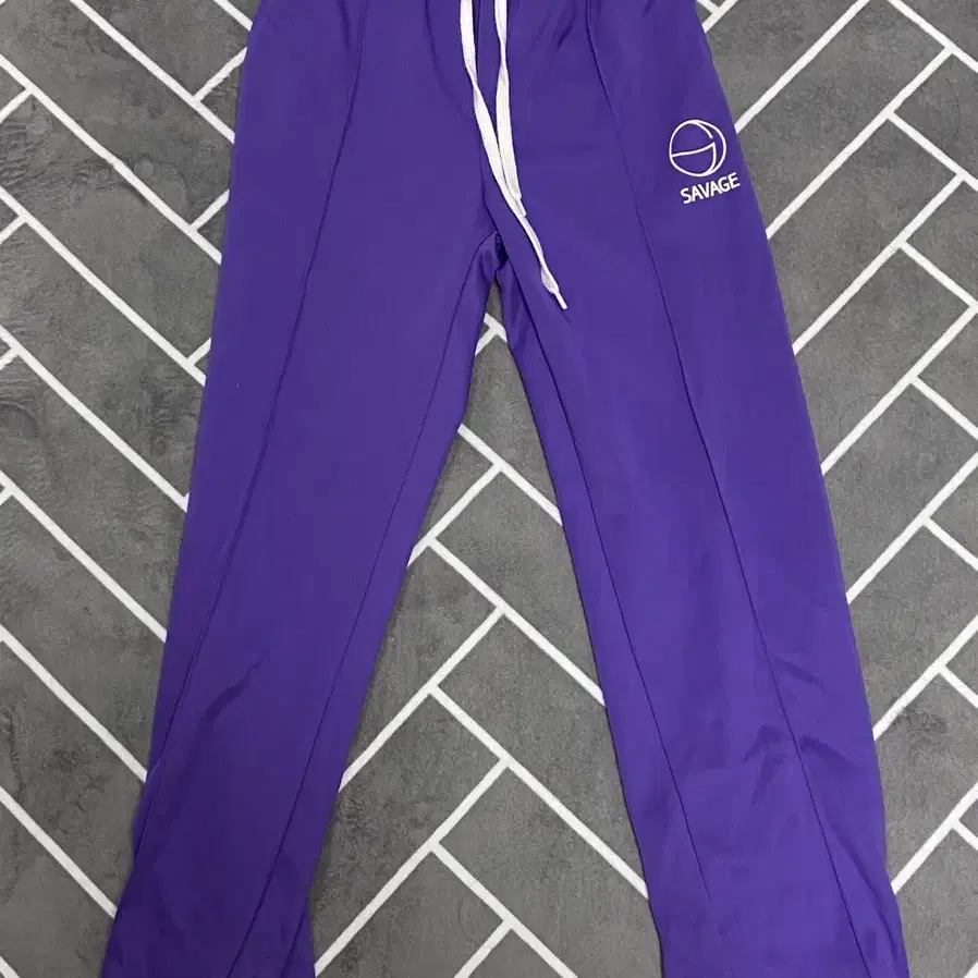 라우코하우스 widefit track pants(size 30)