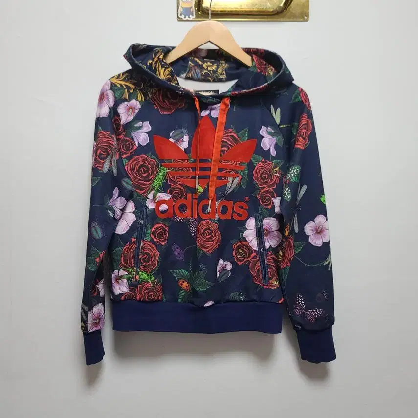 [adidas] women's original rita ora roses set up 85