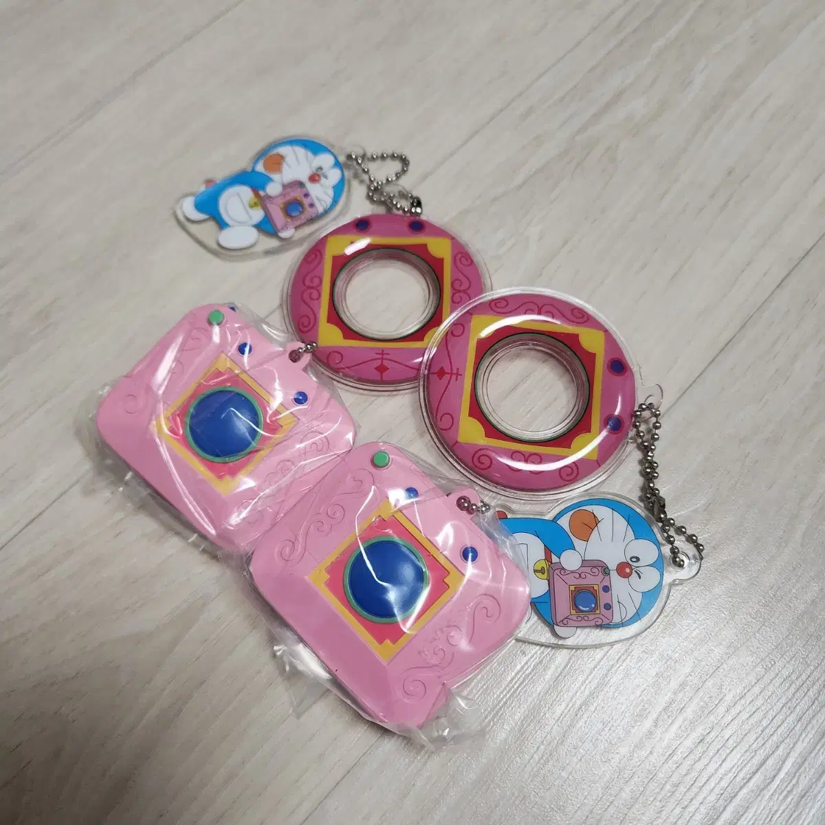 Doraemon Tube keyring Mirror Mirror Gacha Figures