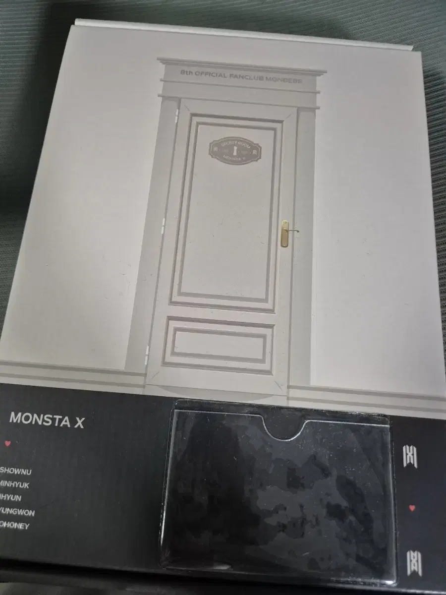 Monsta X 8th kit WTS