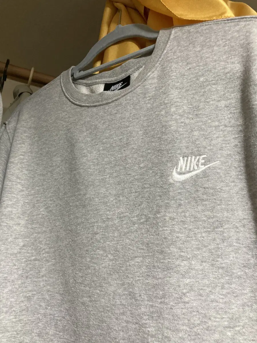 XL Nike Man to Man