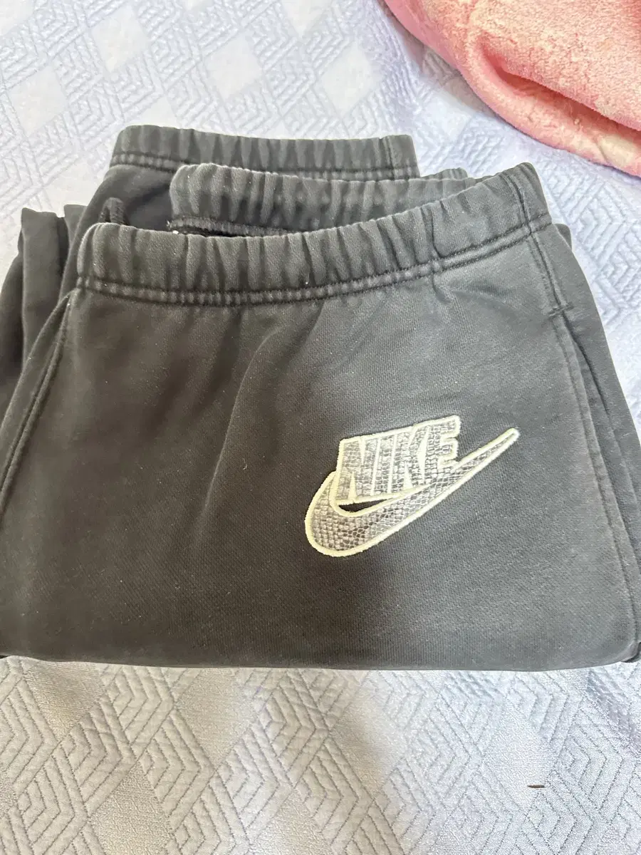 Supreme Nike Cargo Sweatpants