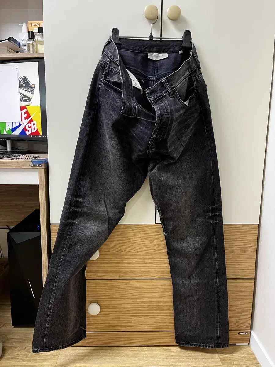 [31]Essential 5-Pocket jin Black