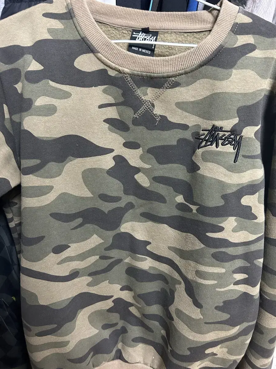 Stussy Camo Man-to-Man